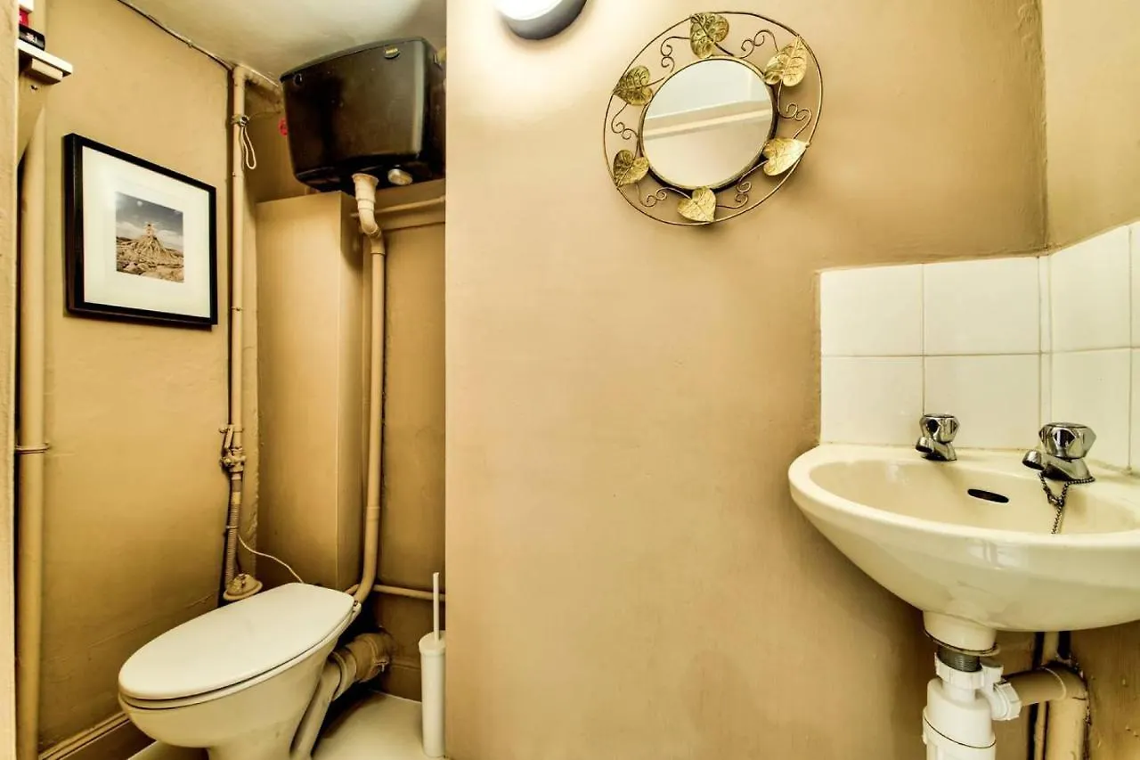 Joivy Famous St Mary'S Street Old Town Apartment Edinburgh