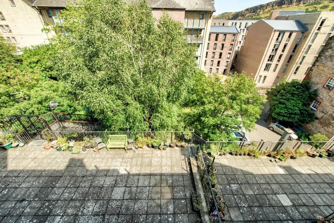 Joivy Famous St Mary'S Street Old Town Apartment Edinburgh United Kingdom